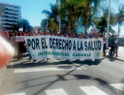También los lanzaroteños se echan a la calle en demanda de una sanidad digna