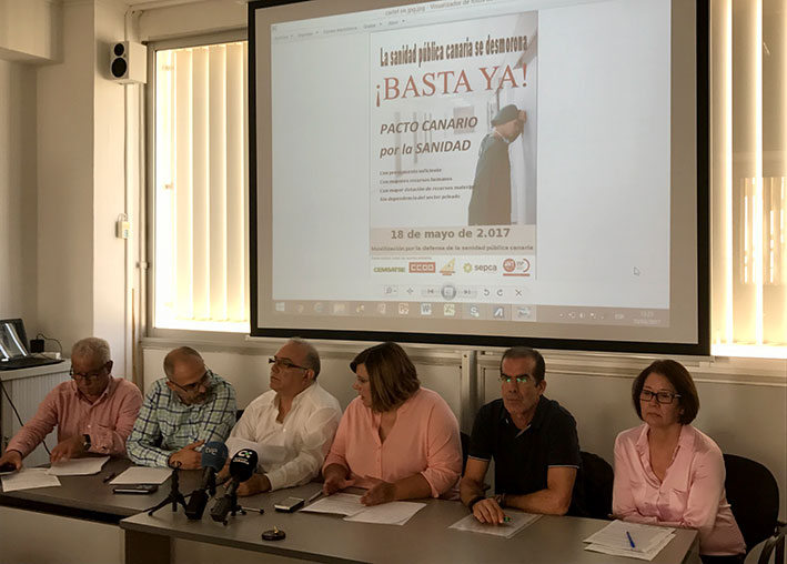 Los trabajadores sanitarios salen a la calle para detener el desguace de la sanidad pública Los trabajadores sanitarios salen a la calle para detener el desguace de la sanidad pública
