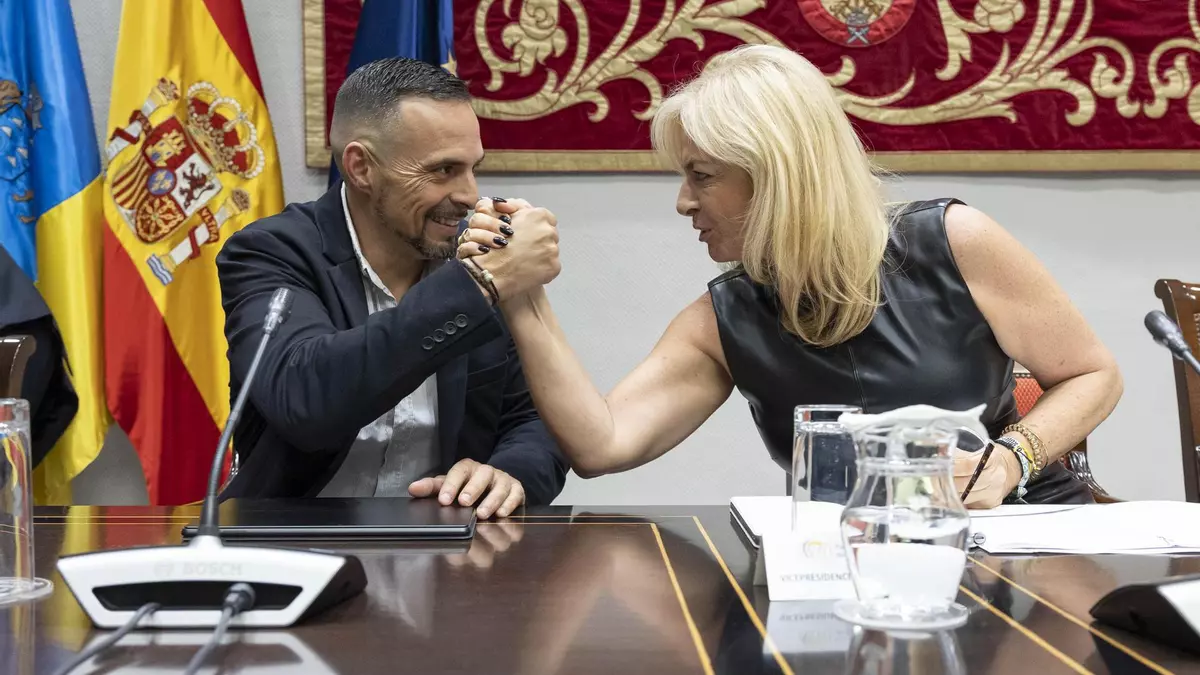 Intersindical reclama a los grupos parlamentarios que los Presupuestos para el 2026, devuelvan los derechos a los trabajadores de la sanidad pública Intersindical reclama a los grupos parlamentarios que los Presupuestos para el 2026, devuelvan los derechos a los trabajadores de la sanidad pública
