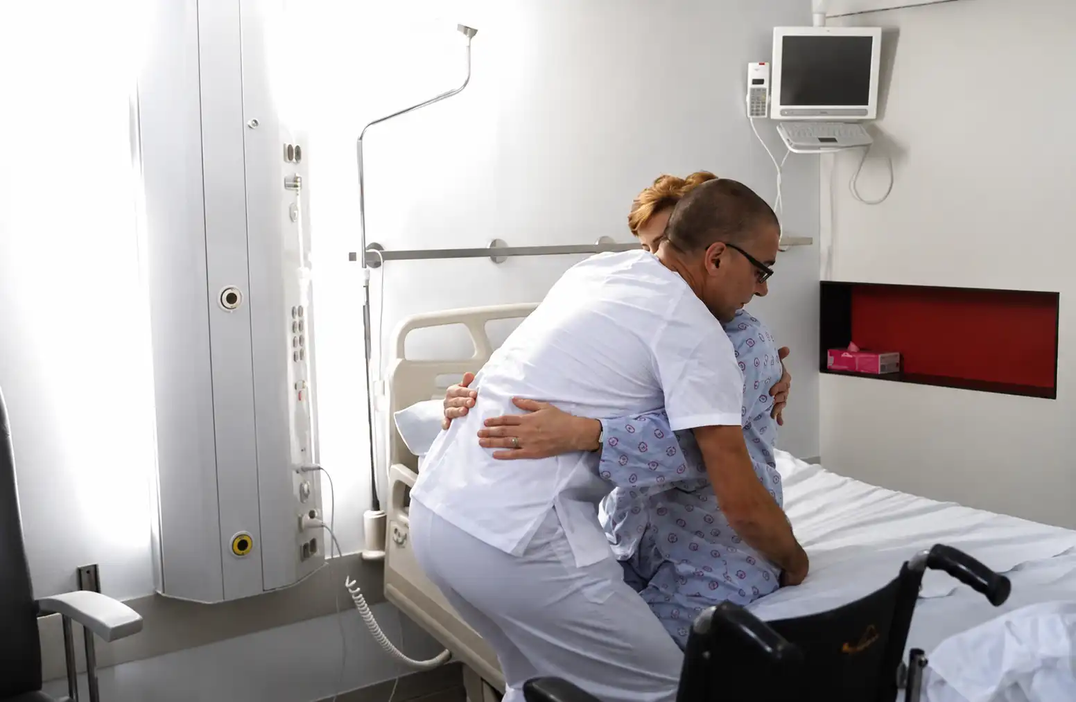 Los accidentes laborales y enfermedades profesionales castigan al alza al personal sanitario