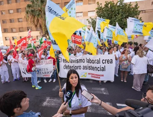 Los trabajadores del HOSPITAL DE LA CANDELARIA se suman a las protestas por los recortes de plantilla
