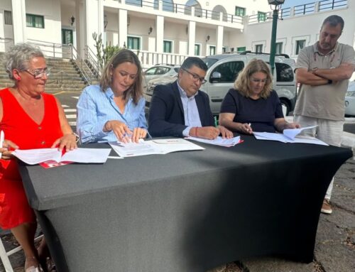 El PSOE e Intersindical Canaria firman un documento de compromiso por la defensa del Hospital Insular de Lanzarote